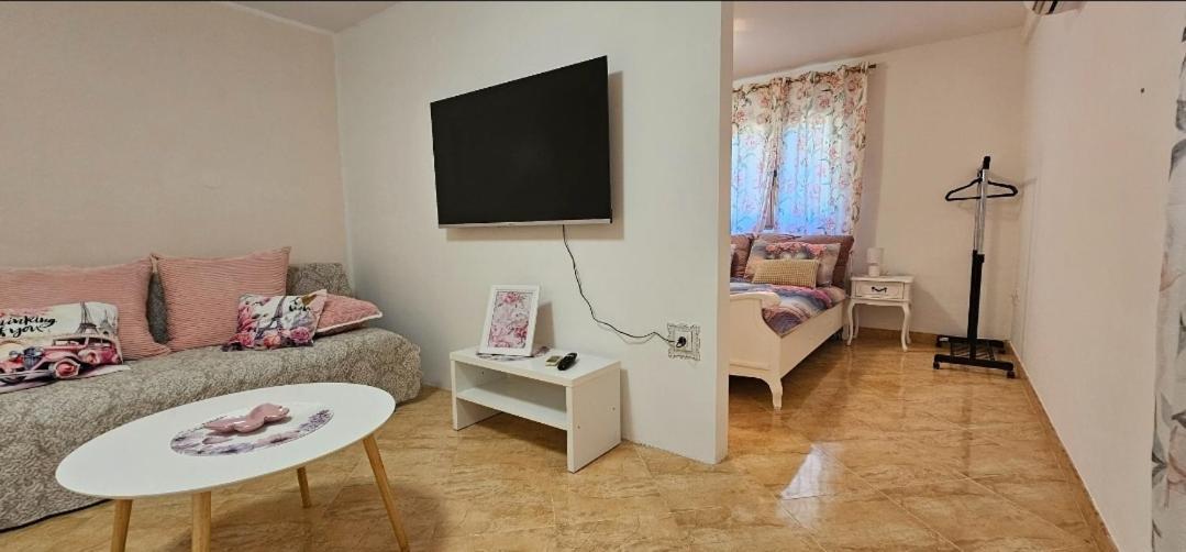 Apartment Miska & Studio Roki Dračevac المظهر الخارجي الصورة